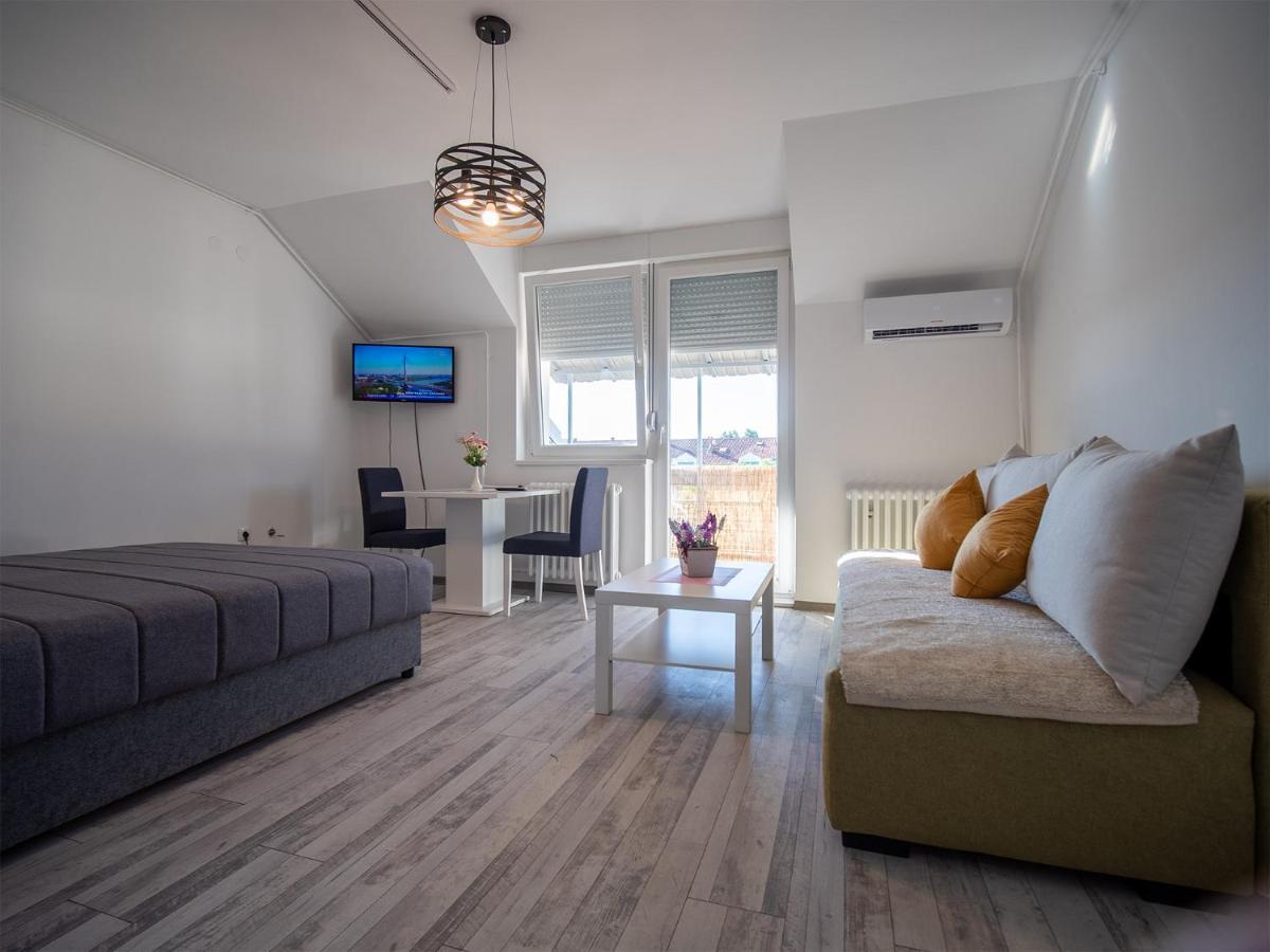 Apartman Sara Apartment Novi Sad Exterior photo