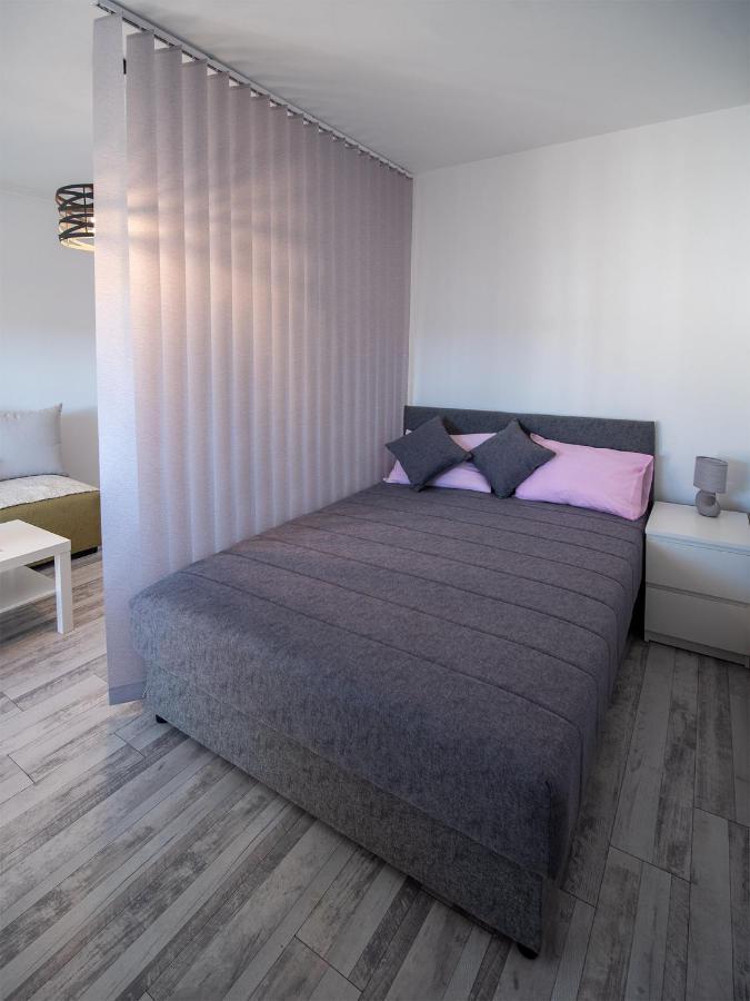 Apartman Sara Apartment Novi Sad Exterior photo